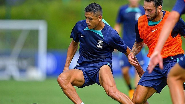 El editorial de Pato Muñoz: Alexis negoció bien, pero arriesgó su ideal deportivo