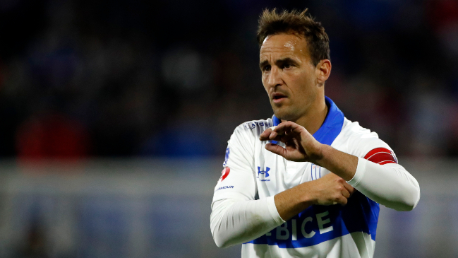 Holan elogió a Fuenzalida y evitó referirse a su posible retiro: Es una decisión muy personal