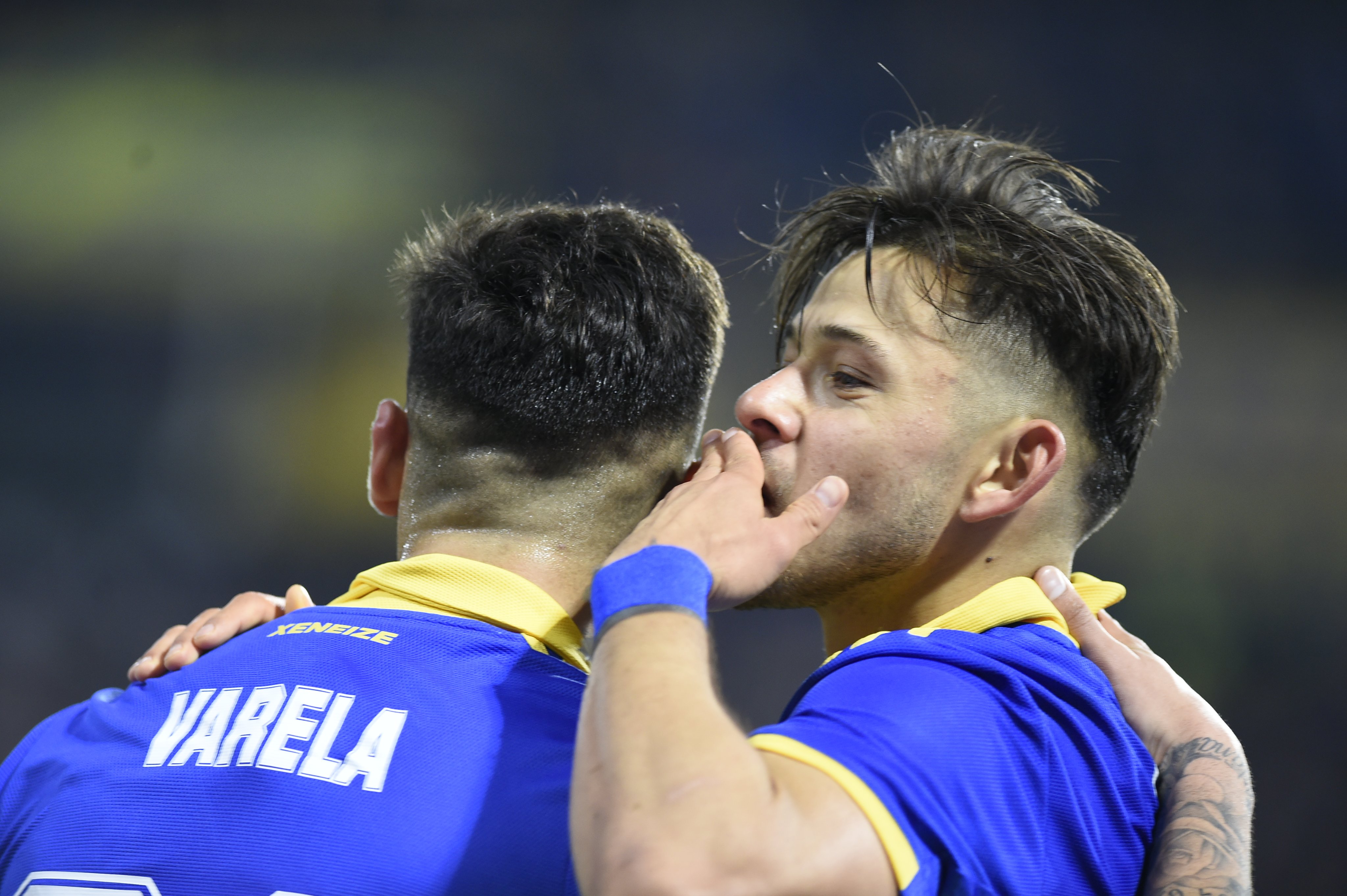 Oscar Romero comandó a Boca Juniors que venció a Platense en la liga argentina