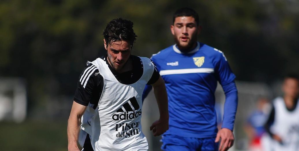 ¡Gran definición! El sutil toque de Marco Rojas en la goleada amistosa de Colo Colo a Barnechea