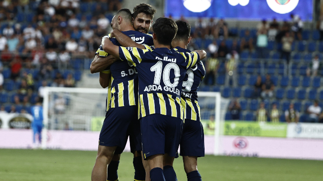Fenerbahce selló su clasificación al play-off de la Europa League