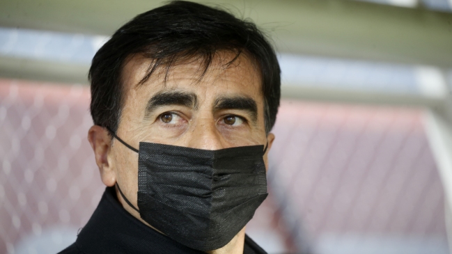 Quinteros respeta a Palestino: Es uno de los equipos que mejor juega en este torneo