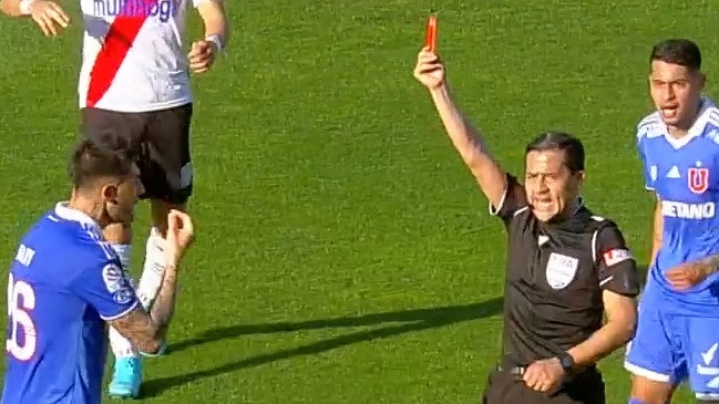 La jugada que significó tarjeta roja para Alvaro Brun