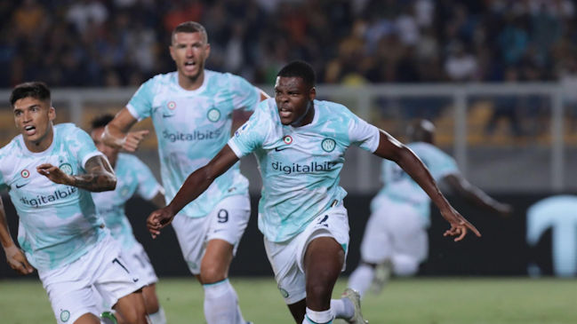 Inter empezó con buen pie su camino en la Serie A gracias a dramático triunfo sobre Lecce