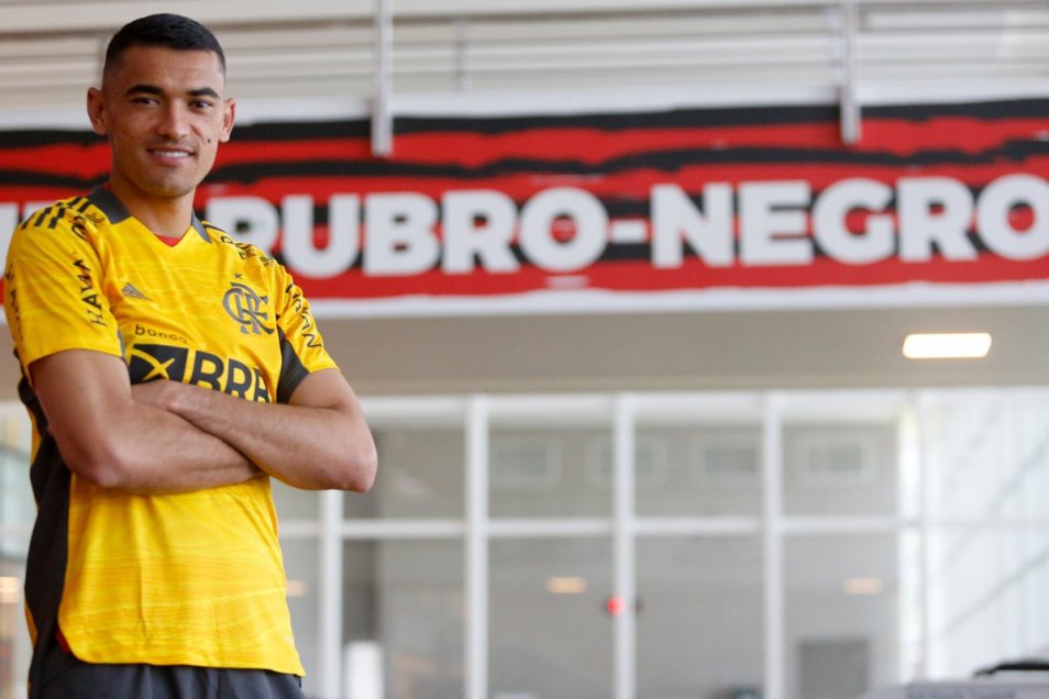 La oncena de Flamengo de Vidal y Pulgar para jugar con A. Paranaense en el Brasileirao