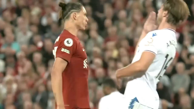 Darwin Núñez perdió el control y lamentó una torpe expulsión en empate de Liverpool