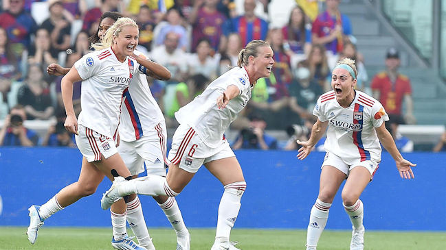 Informe de la UEFA destaca el potencial económico del fútbol femenino