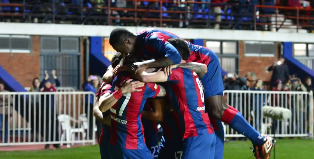 San Lorenzo venció a Platense y volvió a festejar como local