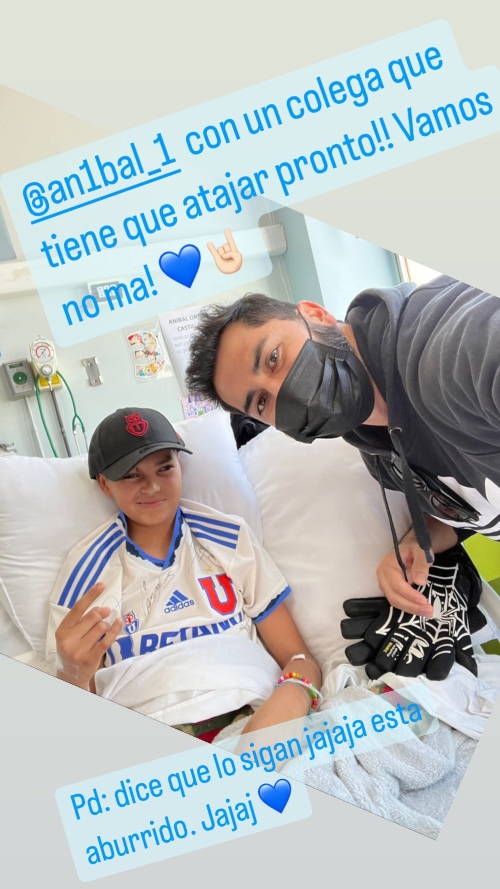 Johnny Herrera tras visitar a arquero sub 12 de la U: Creo que Aníbal saldrá adelante