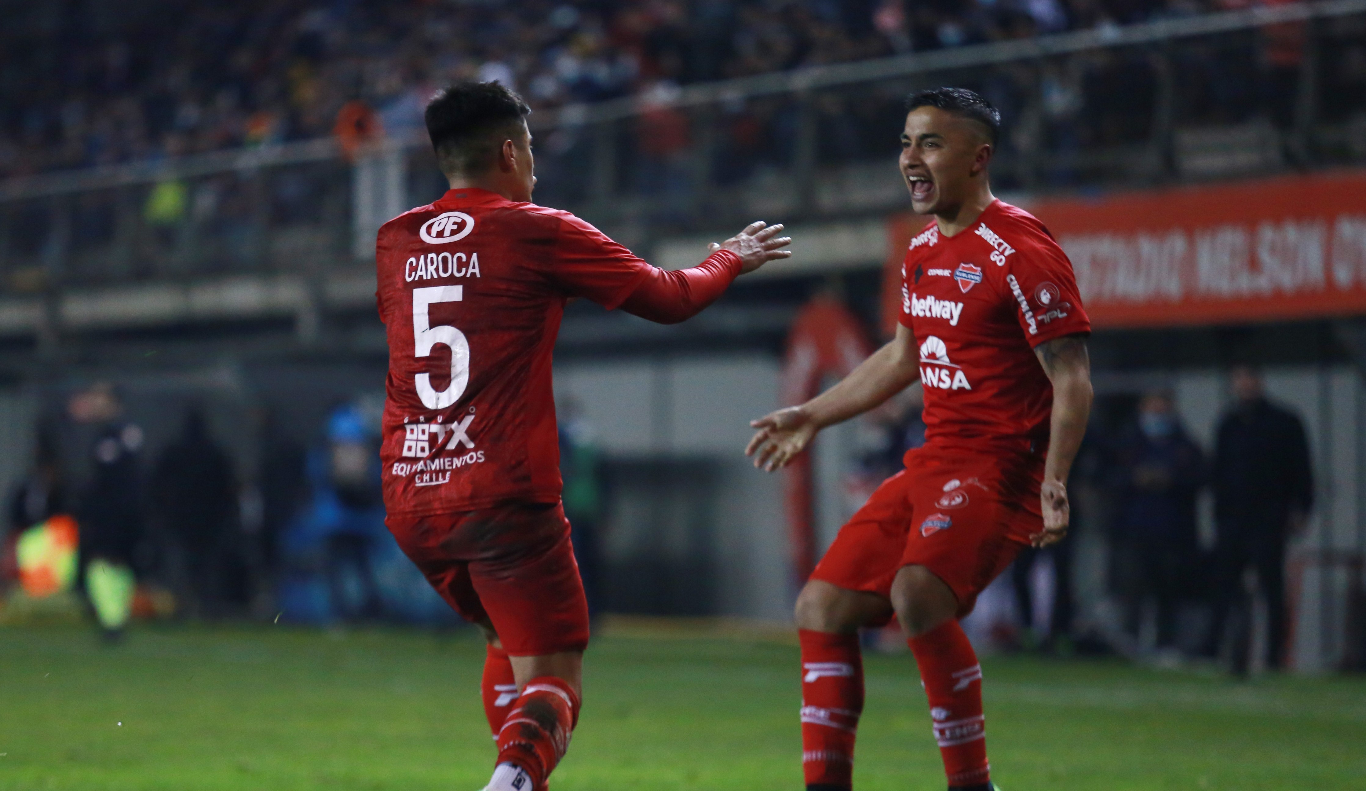 Copa Chile: Los goles de Caroca y Cerezo para la remontada de Ñublense sobre Colo Colo