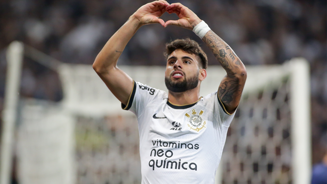 Corinthians avanzó en la Copa de Brasil con una goleada sobre Atlético Goianiense
