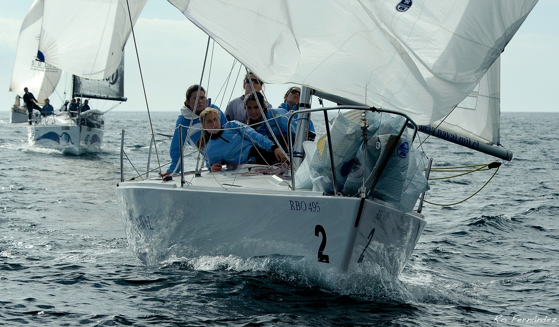 Este sábado se celebrará el primer festival náutico femenino de Fedevela