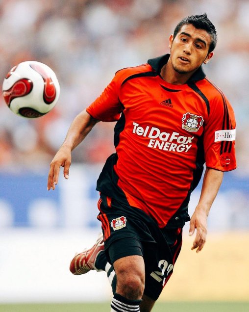 Bayer Leverkusen conmemoró 15 años del debut de Arturo Vidal en sus filas