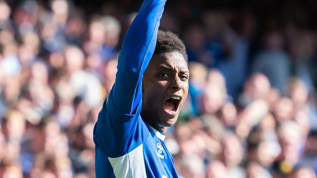 Demarai Gray rescató un empate para Everton ante Nottingham Forest en la Premier