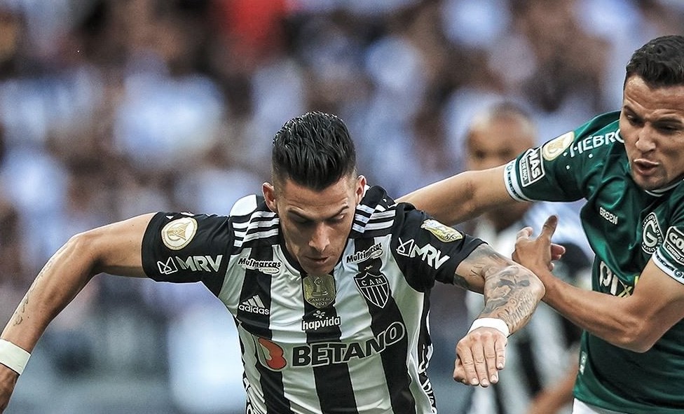 Sin Eduardo Vargas: Atlético Mineiro tropezó en casa tras perder con Goiás