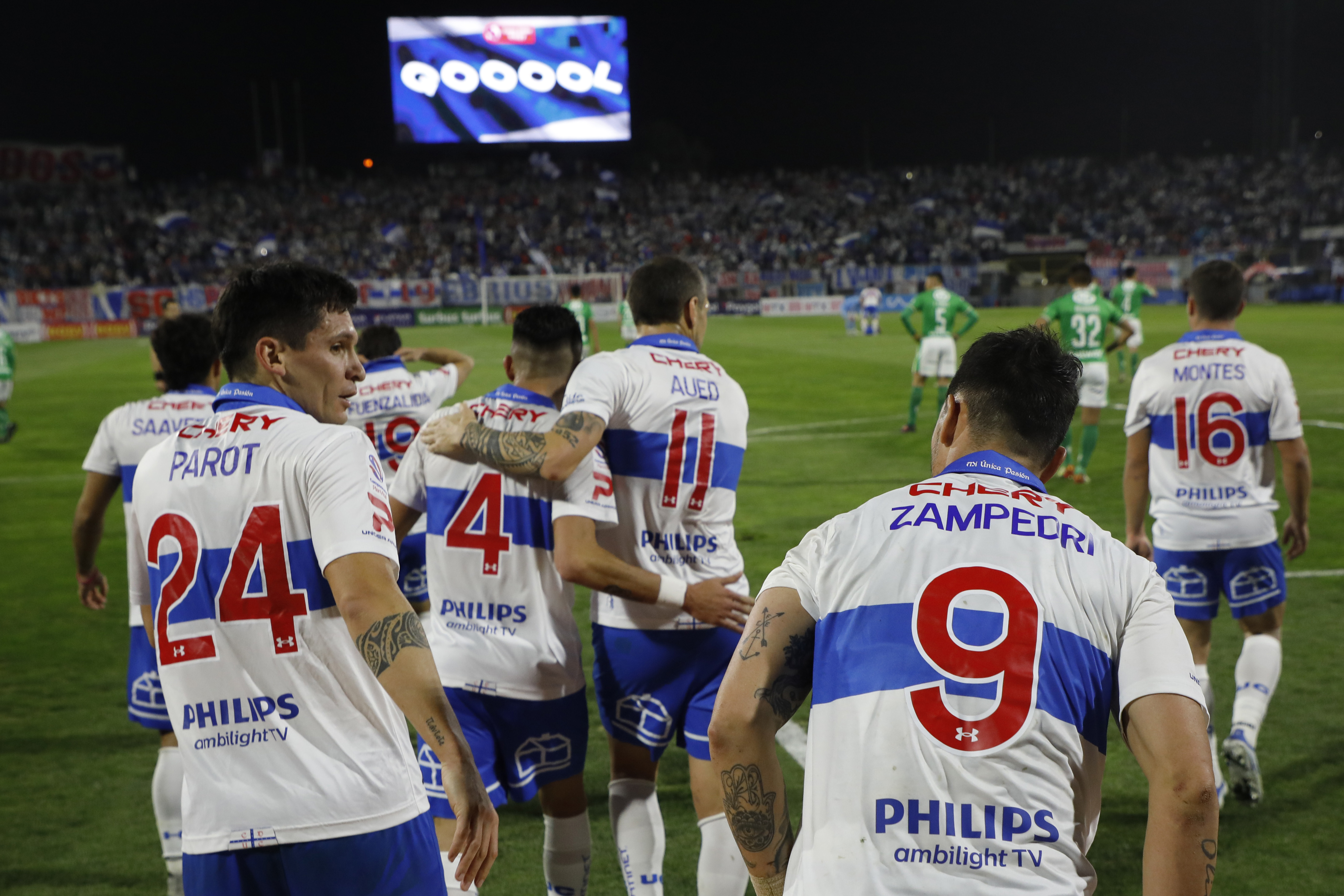 ¡Fiesta en San Carlos! Zampedri e Isla fueron protagonistas en dos goles de la UC ante Audax