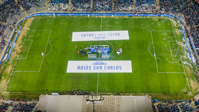 La UC despidió San Carlos en ceremonia llena de recuerdos y homenajes a sus ídolos