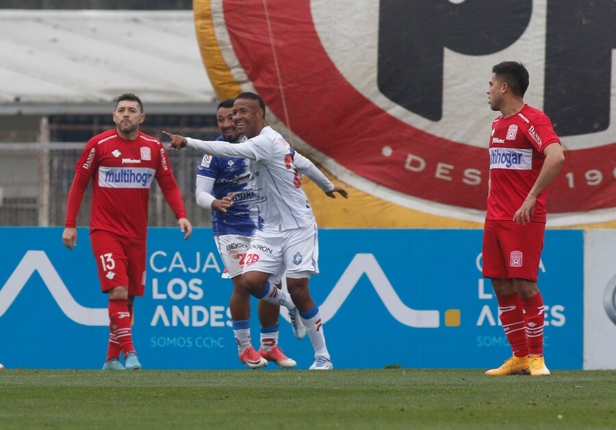 Antofagasta sacó provecho de la ida y avanzó en Copa Chile pese a caer con Curicó Unido