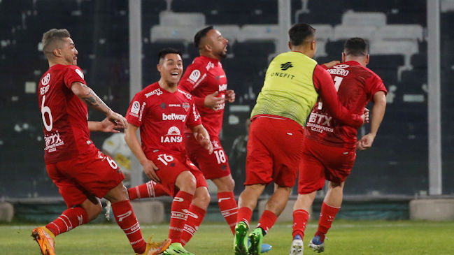 Ñublense eliminó a Colo Colo de Copa Chile al conseguir un trabajado empate en el Monumental