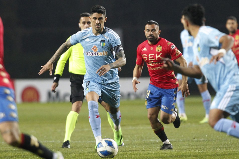 Rivero se vistió de héroe en Unión y desde la banca salió a guiar el triunfo sobre O’Higgins