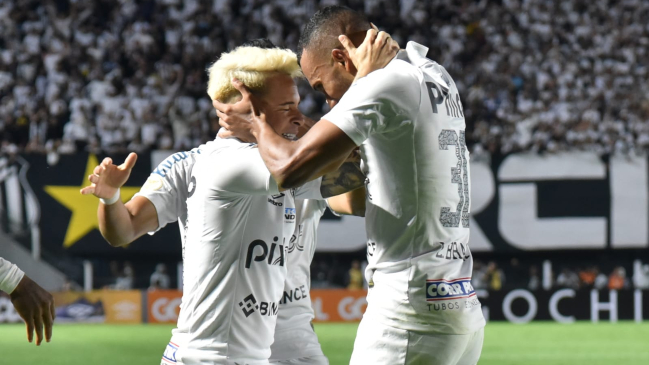 Yeferson Soteldo dio una asistencia de lujo en su reestreno con la camiseta de Santos