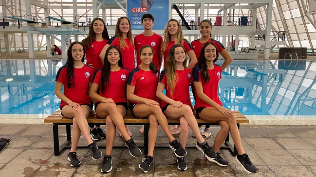 Natación artística: Selección chilena viajó al Mundial Junior de Quebec
