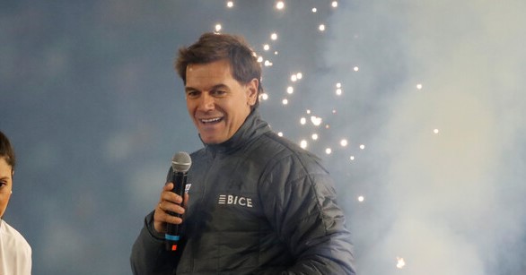 “Debería dar el ejemplo”: Históricos de la U lamentaron ninguneo de José Luis Villanueva