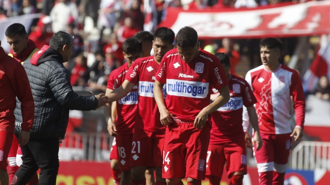 Preparador de arqueros de Curicó Unido fue informado por fuertes improperios al árbitro