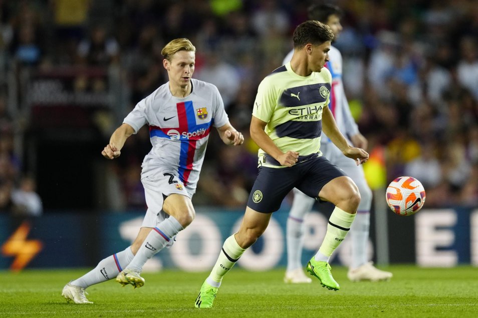 Barcelona empató contra Manchester City en el reencuentro de Xavi y Pep Guardiola