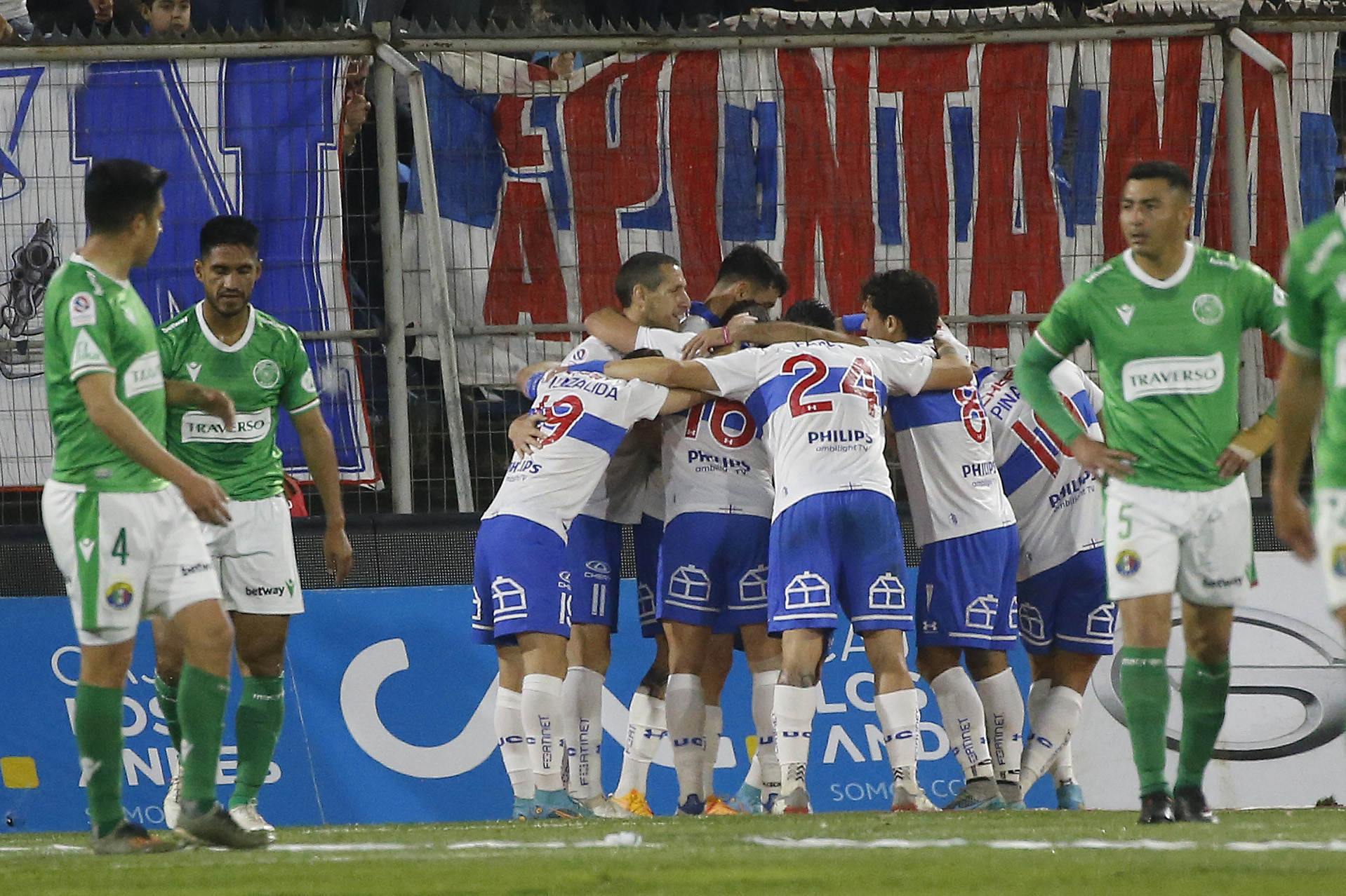 La Federación dio por terminado el duelo de U. Católica y Audax Italiano en la Copa Chile