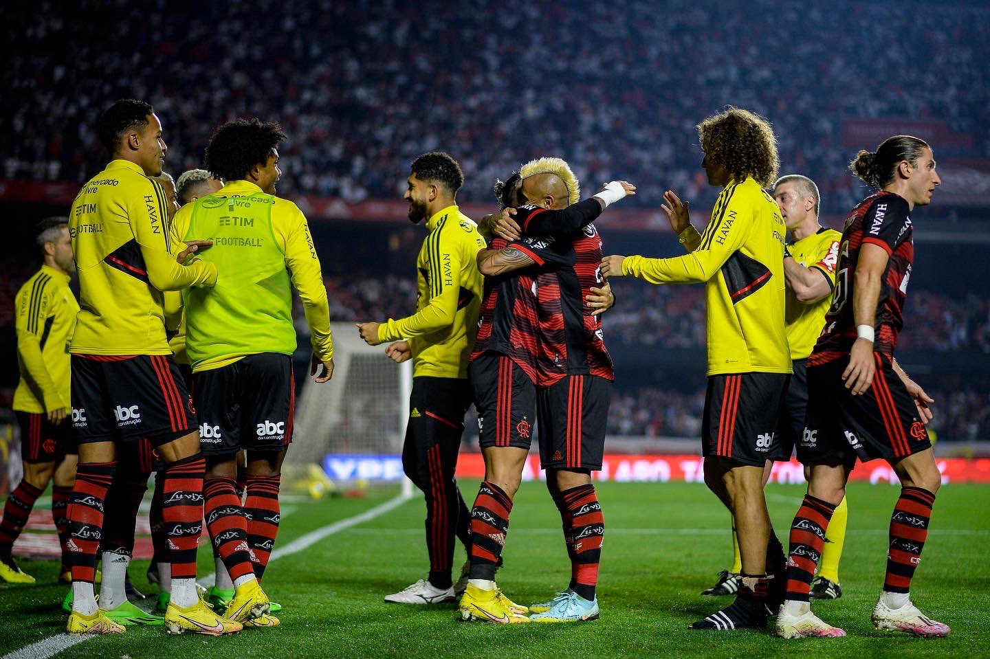 Arturo Vidal tras victoria de Flamengo en Copa de Brasil: ¡Seguimos más fuertes que nunca!
