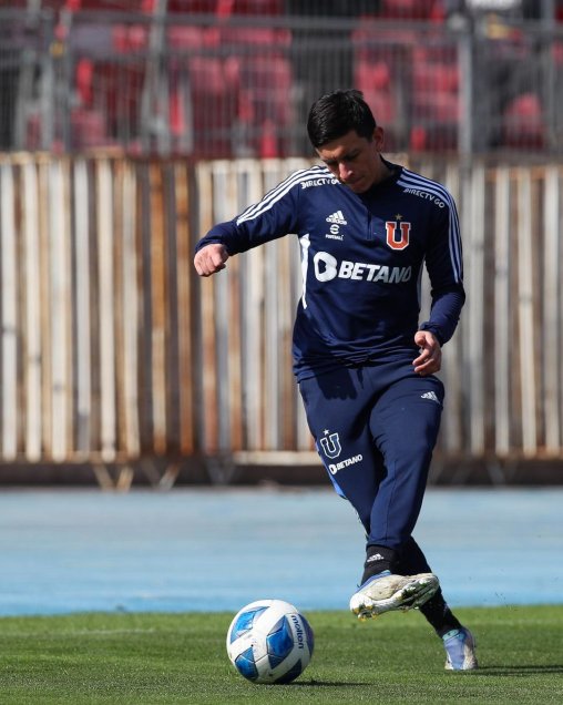 Las postales del retorno de la U a las prácticas en el Estadio Nacional