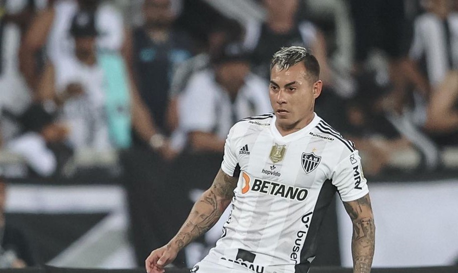Eduardo Vargas habló de su tormento tras expulsión en la Libertadores: “Caí en depresión”