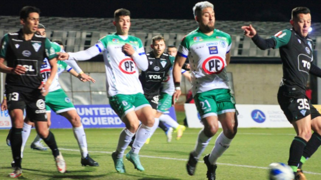Puerto Montt y Santiago Wanderers repartieron puntos en el Ascenso
