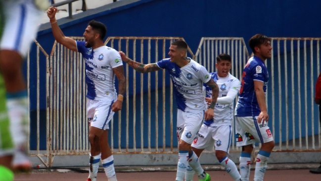 Antofagasta venció a Ñublense y tomó un respiro en la tabla