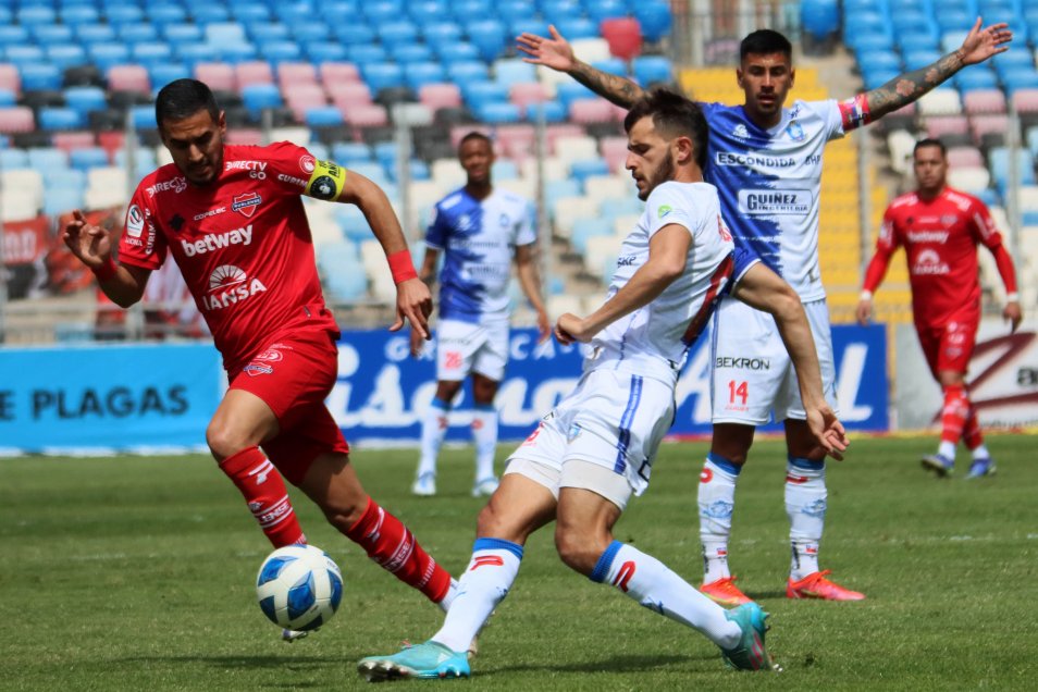 Tobías Figueroa le dio a Antofagasta un reconfortante triunfo ante Ñublense