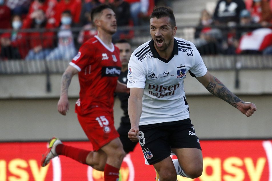 Unión La Calera reaccionó sobre el final y se quedó con los tres puntos ante Colo Colo