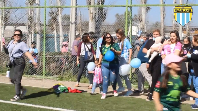 Jugadores de Magallanes recibieron emotiva visita de sus familias