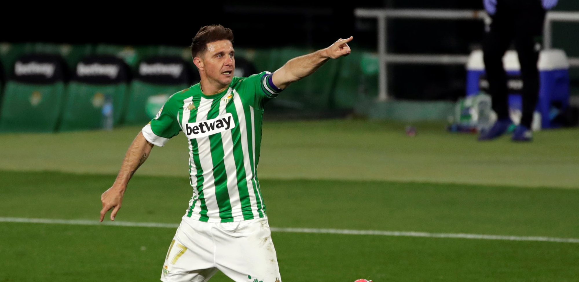 Joaquín propuso retirarse para ayudar a Betis en las inscripciones de Claudio Bravo y Willian José