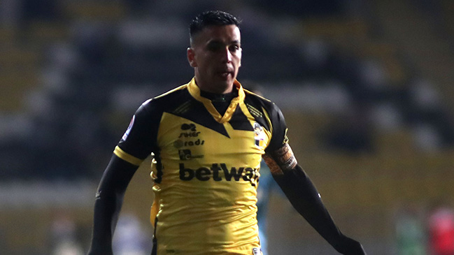 Joe Abrigo será operado de ambos pies por serias lesiones sufridas ante O’Higgins