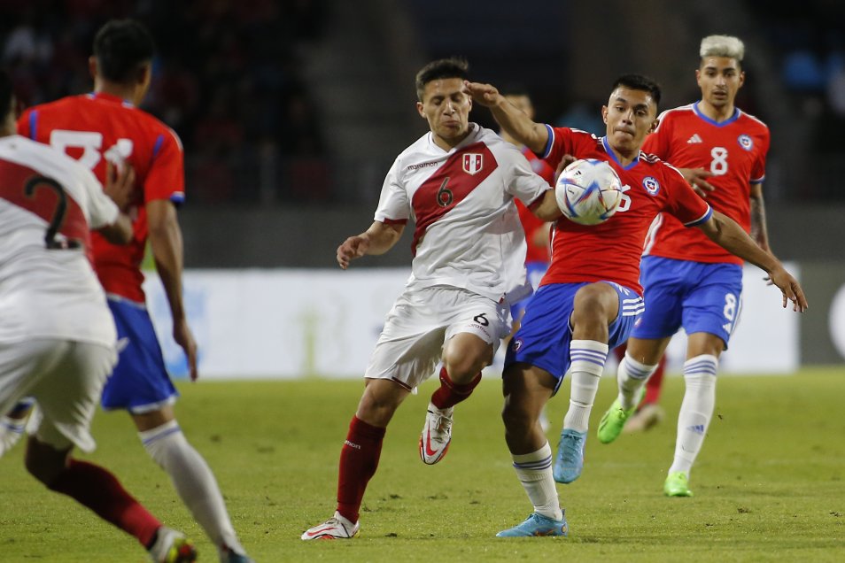 Los sub 23 de la Roja firmaron el primer triunfo de la era Berizzo a costa de Perú