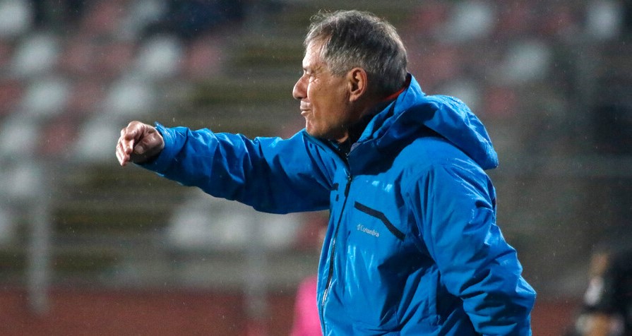 Ariel Holan por presente de Aravena y Barticciotto: Los valoro mucho, tienen un gran futuro