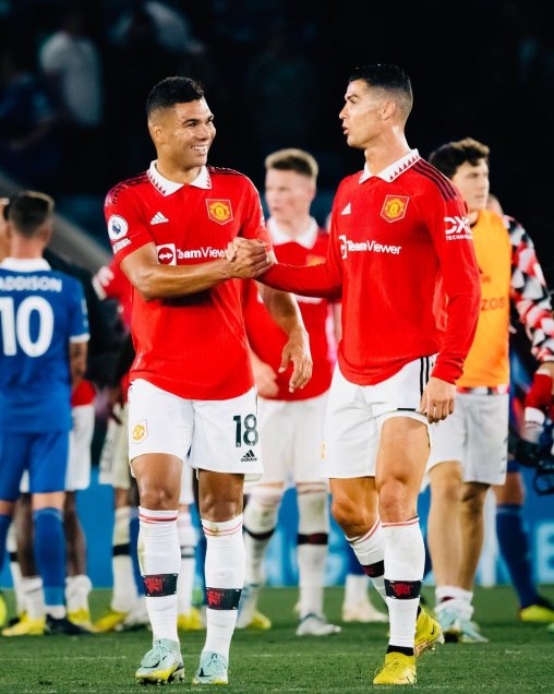 La complicidad de Casemiro y Cristiano Ronaldo tras la exitosa visita del United a Leicester