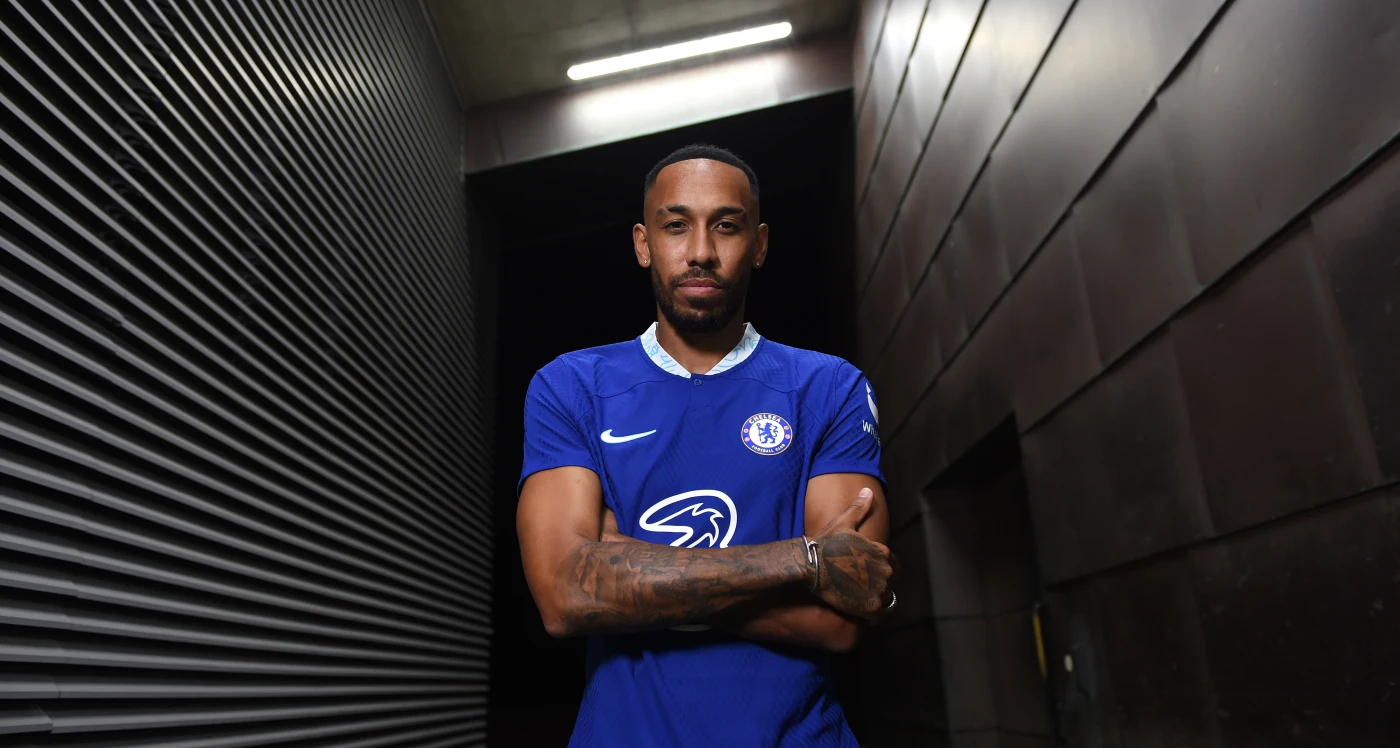 FC Barcelona oficializó el traspaso de Aubameyang a Chelsea