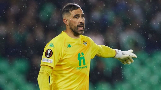 Claudio Bravo también fue inscrito por Betis para jugar la Europa League