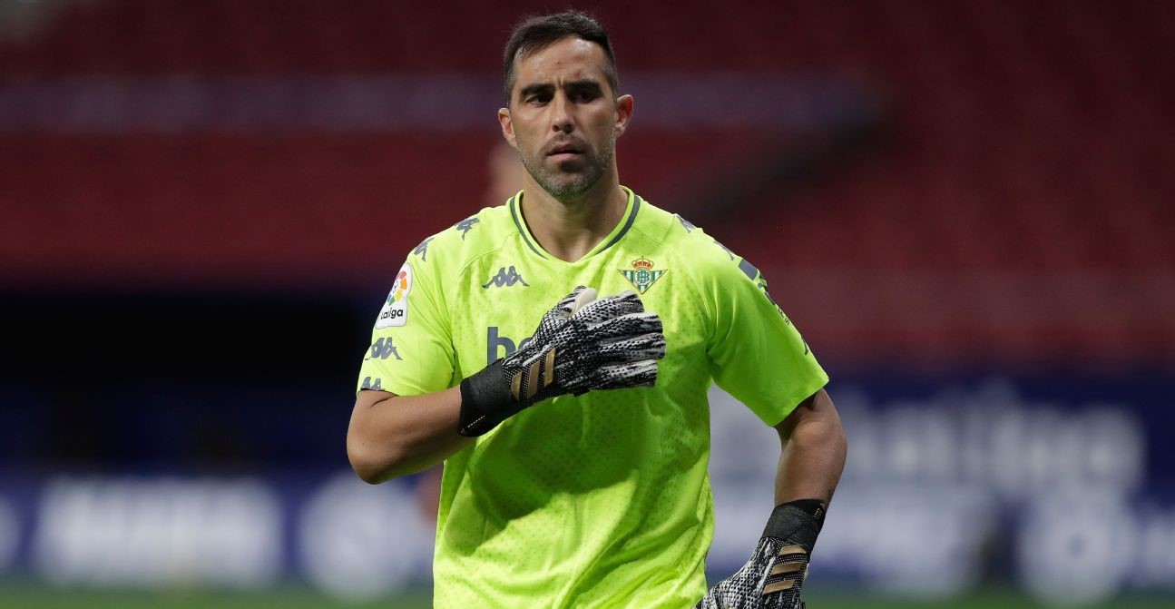 ¡Con el número 1! Claudio Bravo fue citado en Betis para la visita a Real Madrid