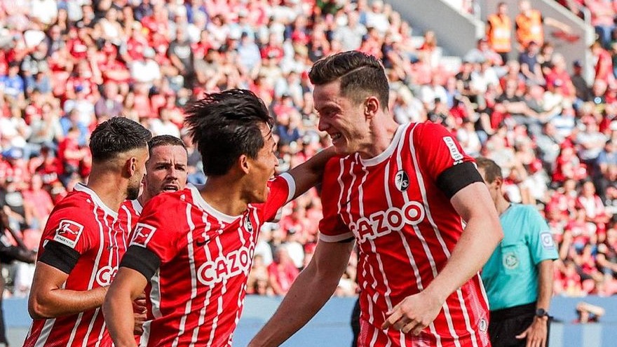 Charles Aránguiz ingresó en derrota de Bayer Leverkusen ante Friburgo en la Bundesliga