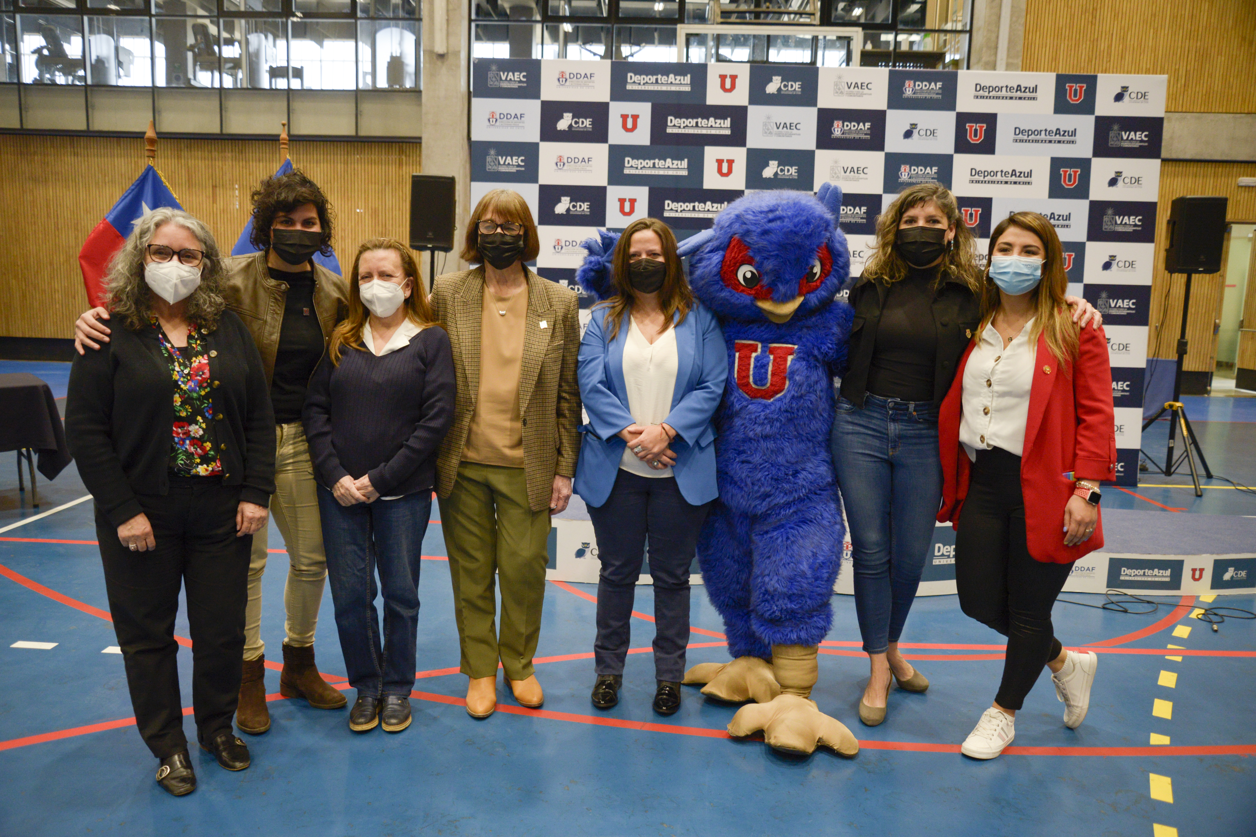 La Universidad de Chile firmó convenio de colaboración con Ministerio del Deporte e IND