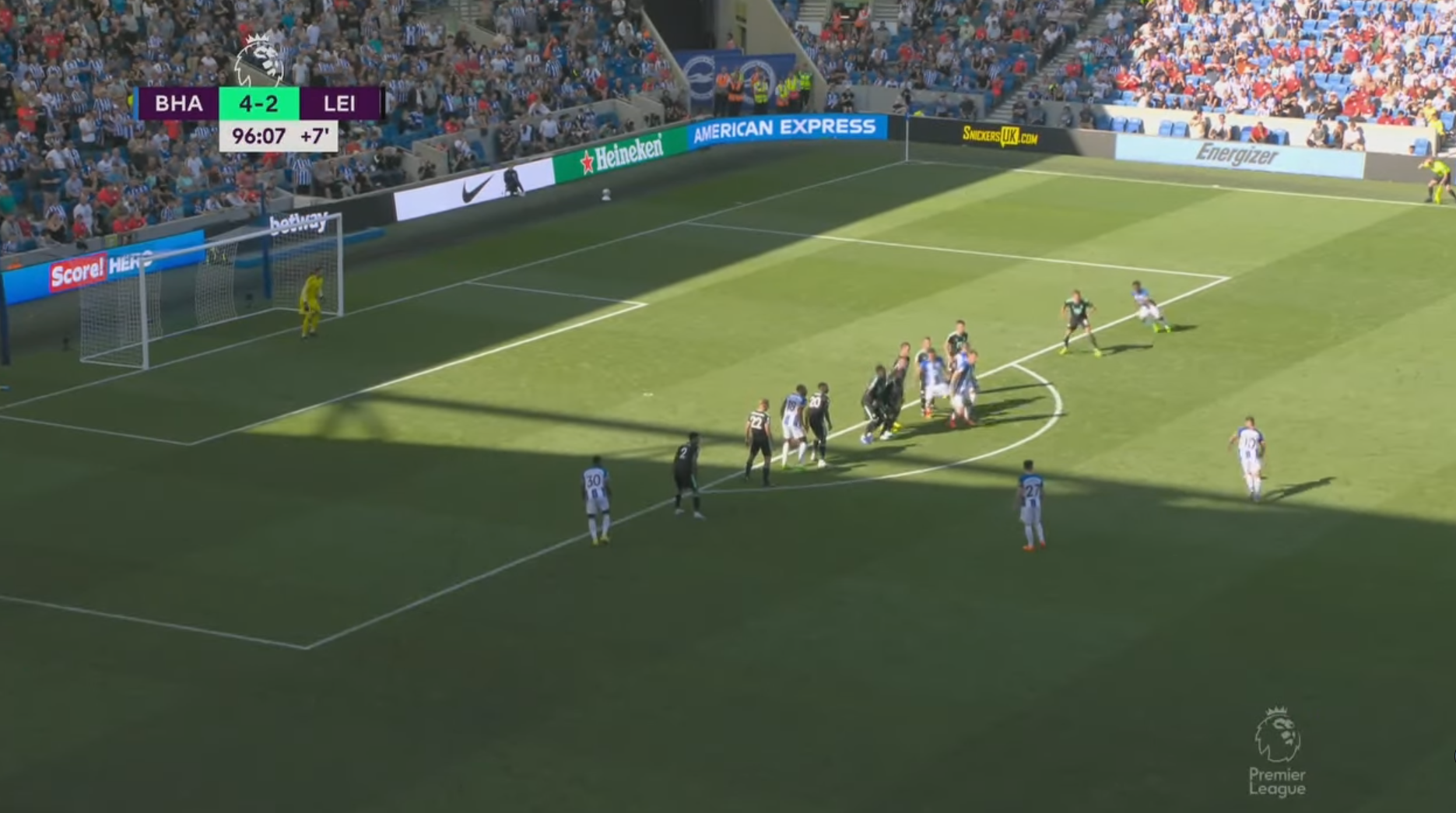 Alexis Mac Allister anotó un golazo de tiro libre en triunfo de Brighton ante Leicester