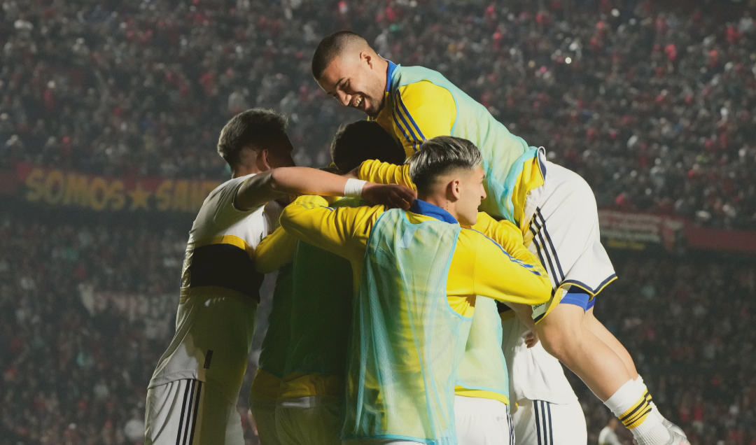 Boca Juniors derribó a Colón y se prendió en la parte alta de la liga argentina